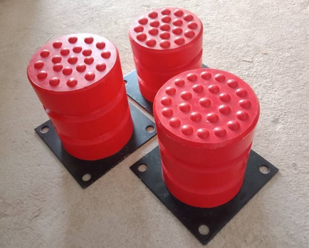 橡膠緩沖器應用廣泛，助力工業設備安全升級